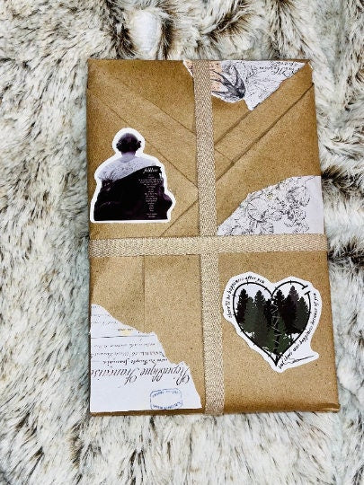 Blind date with a book  (Taylor’s Edition)